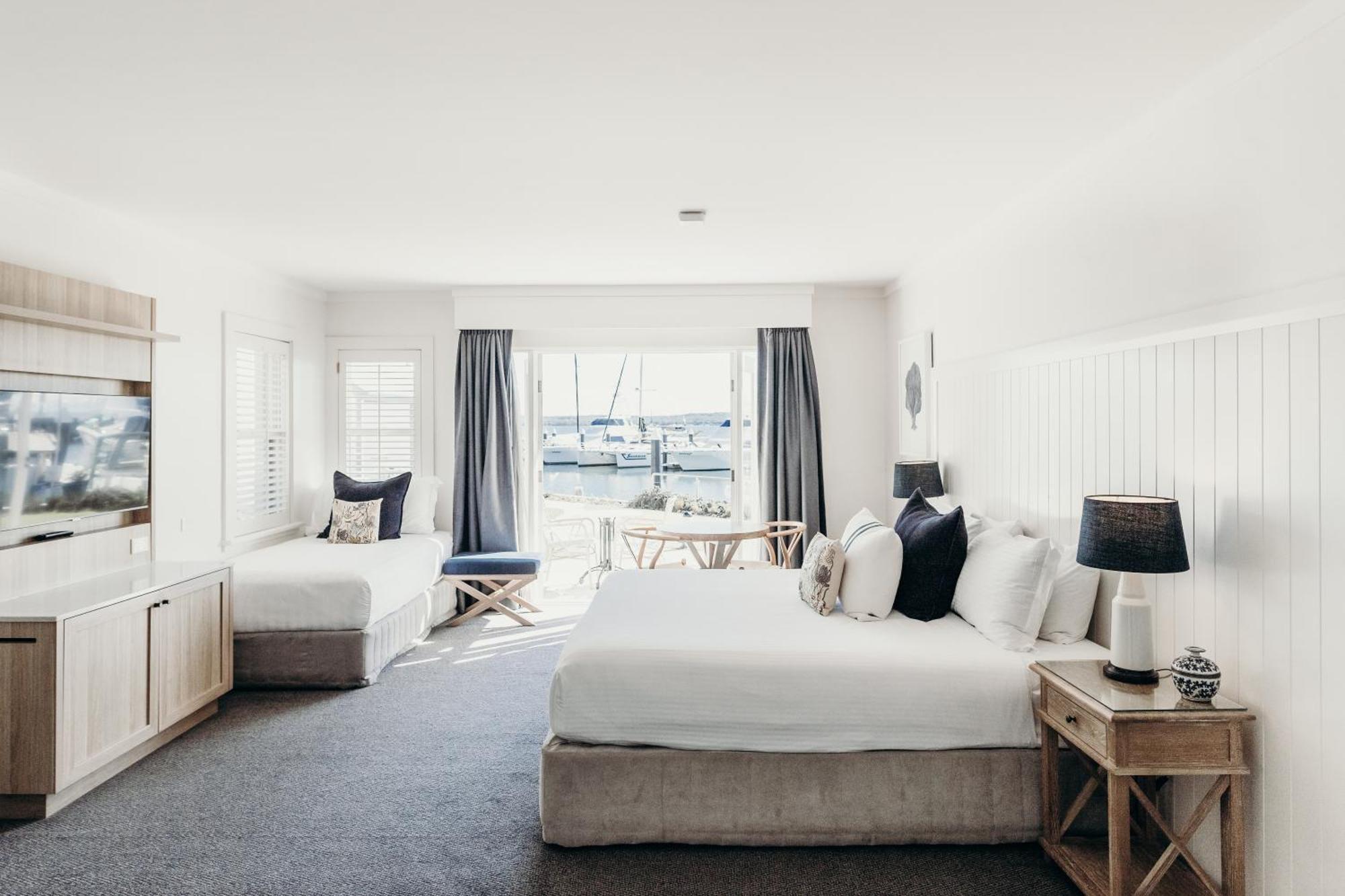แองคอเรจ พอร์ต สตีเฟ่น Hotel Corlette ภายนอก รูปภาพ