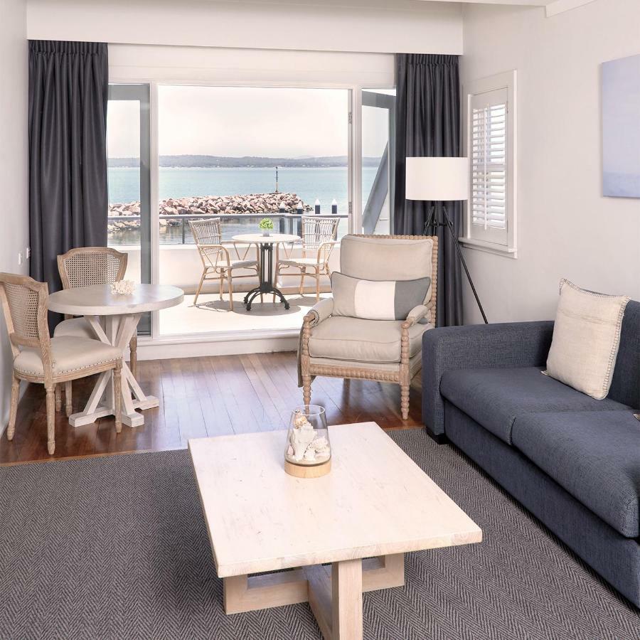 แองคอเรจ พอร์ต สตีเฟ่น Hotel Corlette ภายนอก รูปภาพ